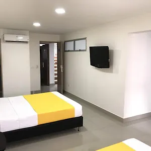 Emporium El Coral Laureles 3* Medellín
